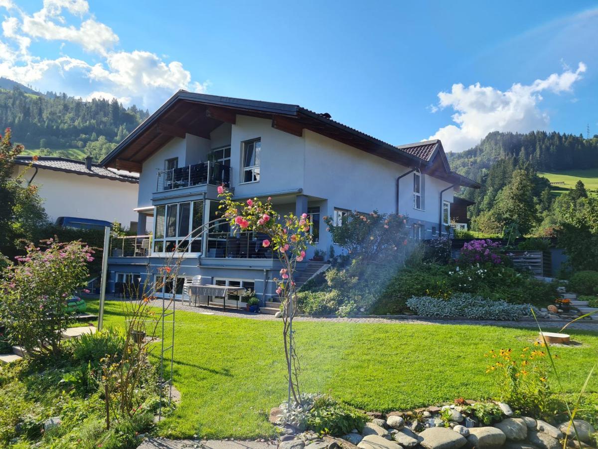 Apartment Familie Gruenauer Sankt Johann im Pongau Eksteriør bilde