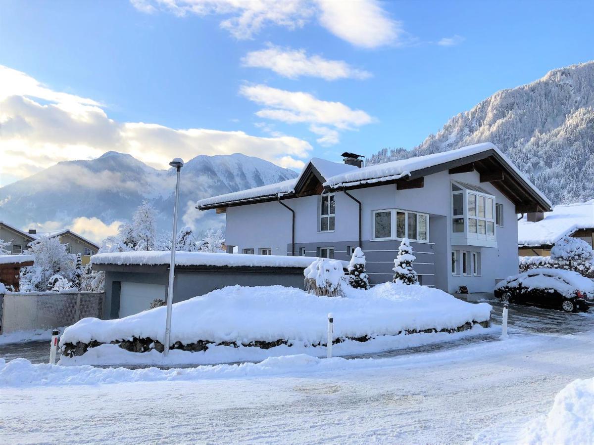 Apartment Familie Gruenauer Sankt Johann im Pongau Eksteriør bilde