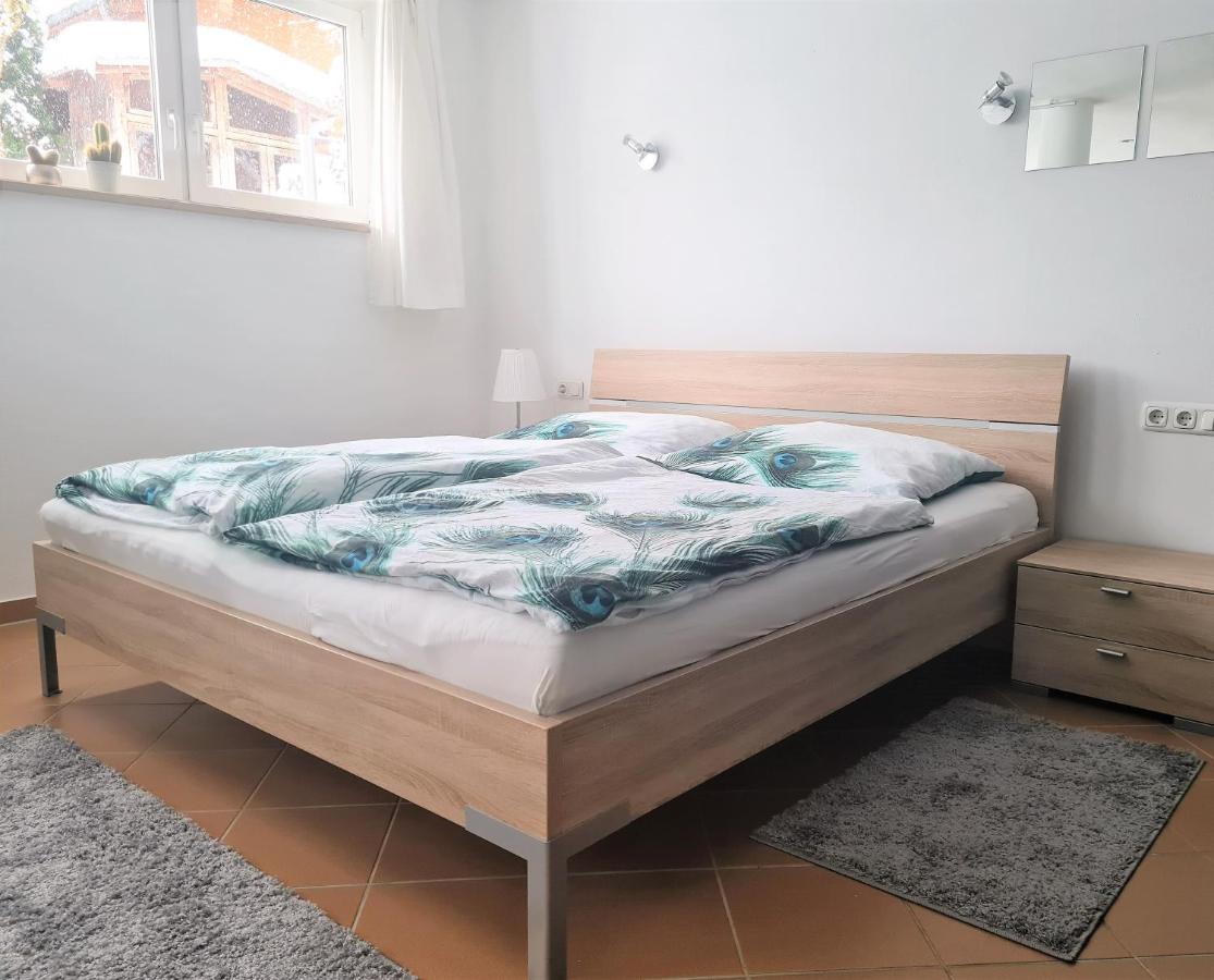 Apartment Familie Gruenauer Sankt Johann im Pongau Eksteriør bilde